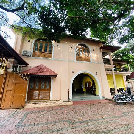 Ballard Bungallow Kochi Exterior photo